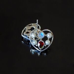 NICKY BUTLER 925 Sterling Silver Mozambique Garnet Pearl Heart Earrings Designer